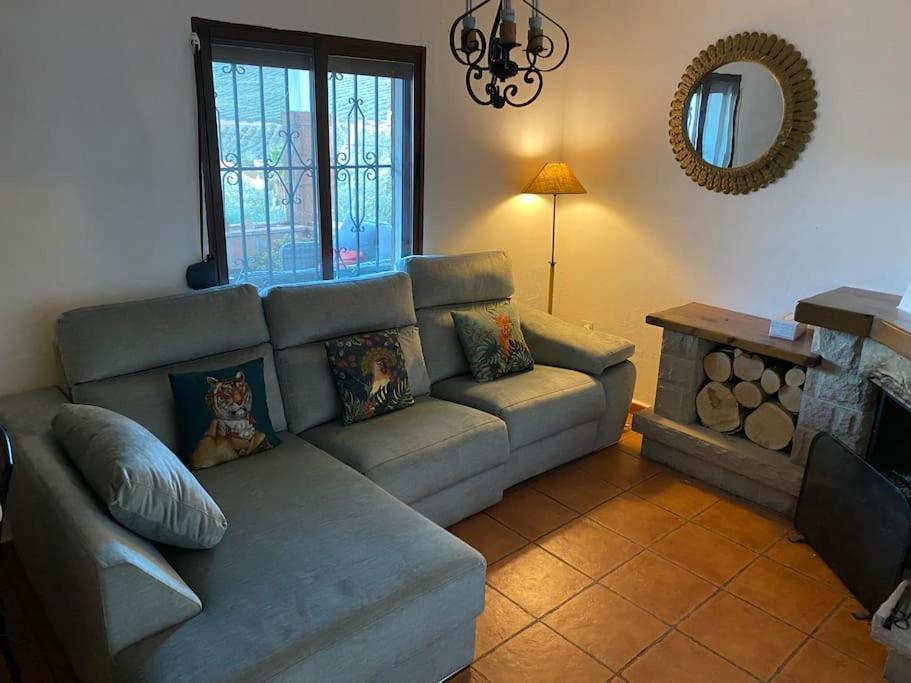 Gated Private With Large Pool
